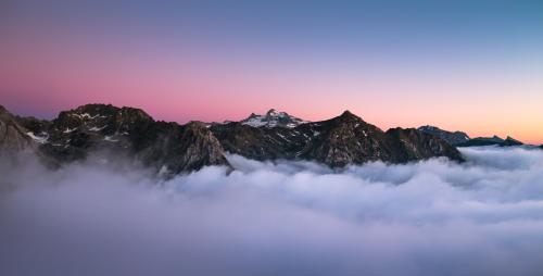 Mer-de-nuages-en-montant-au-Pic