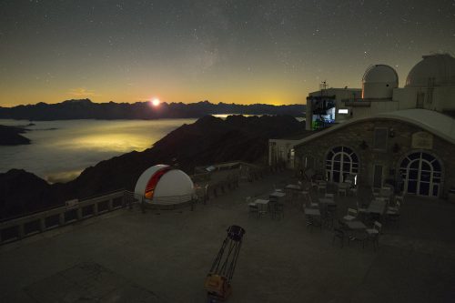 Terrasse-Pic-lever-de-Lune